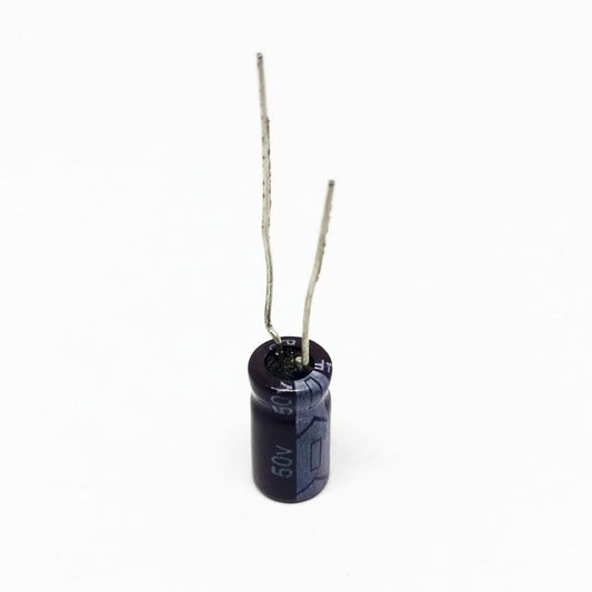 Kit com 50 Capacitores Eletrolíticos 47uF 50V 85C - KIT-CAP-ELET-47UF-50V-ZX-50 - Comecx Labs