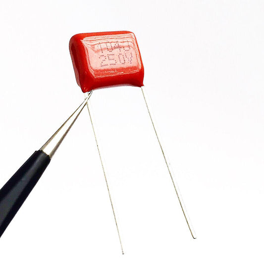 Kit com 50 Capacitores Poliéster Metalizado 100nF 250V - KIT-CAP-POL-MET-100NF-250V-B-50 - Comecx Labs