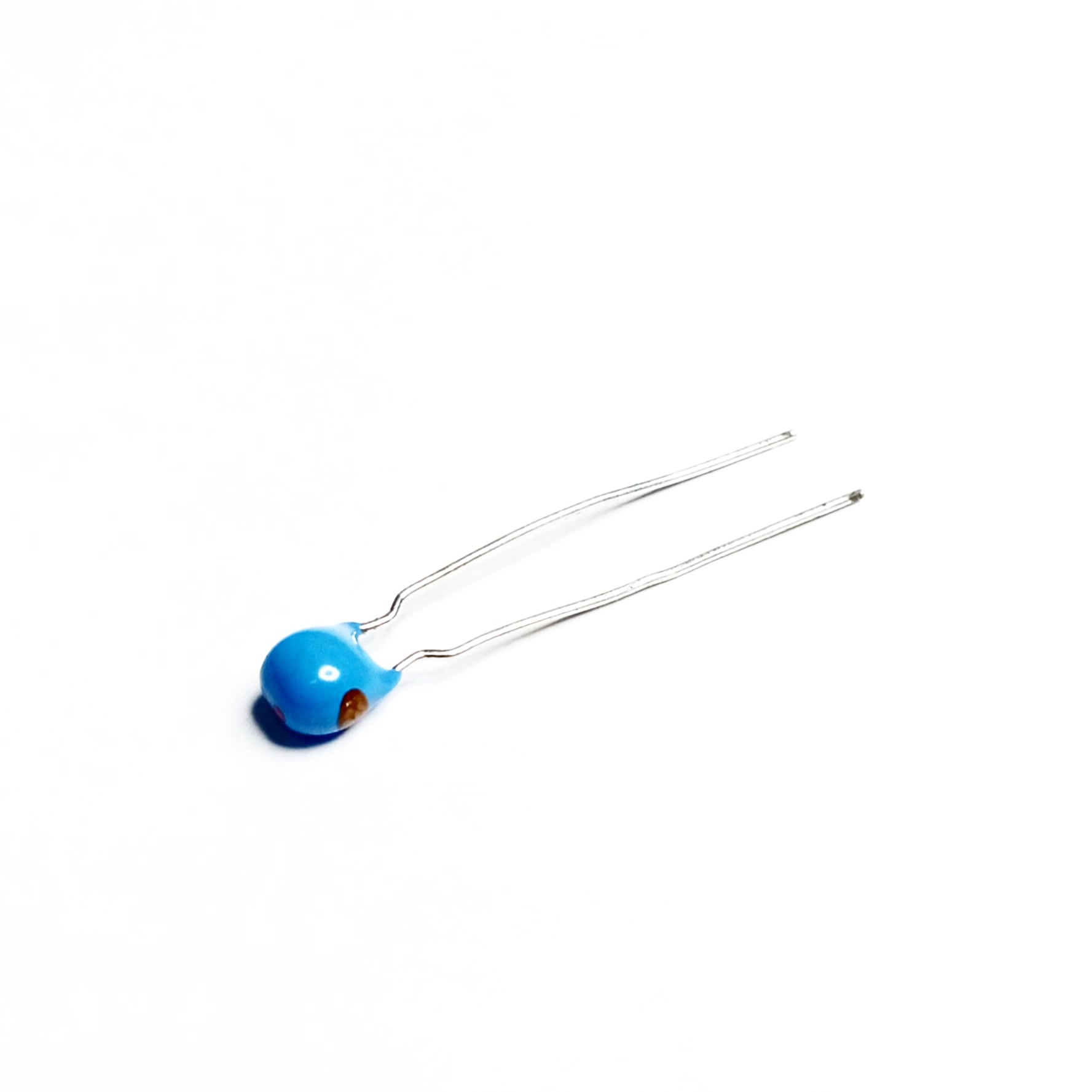 Indutor Fixo TDK EL0606RA-270J-PF 27uH 5% PTH - IND-EL0606RA-270J-PF - Comecx Labs