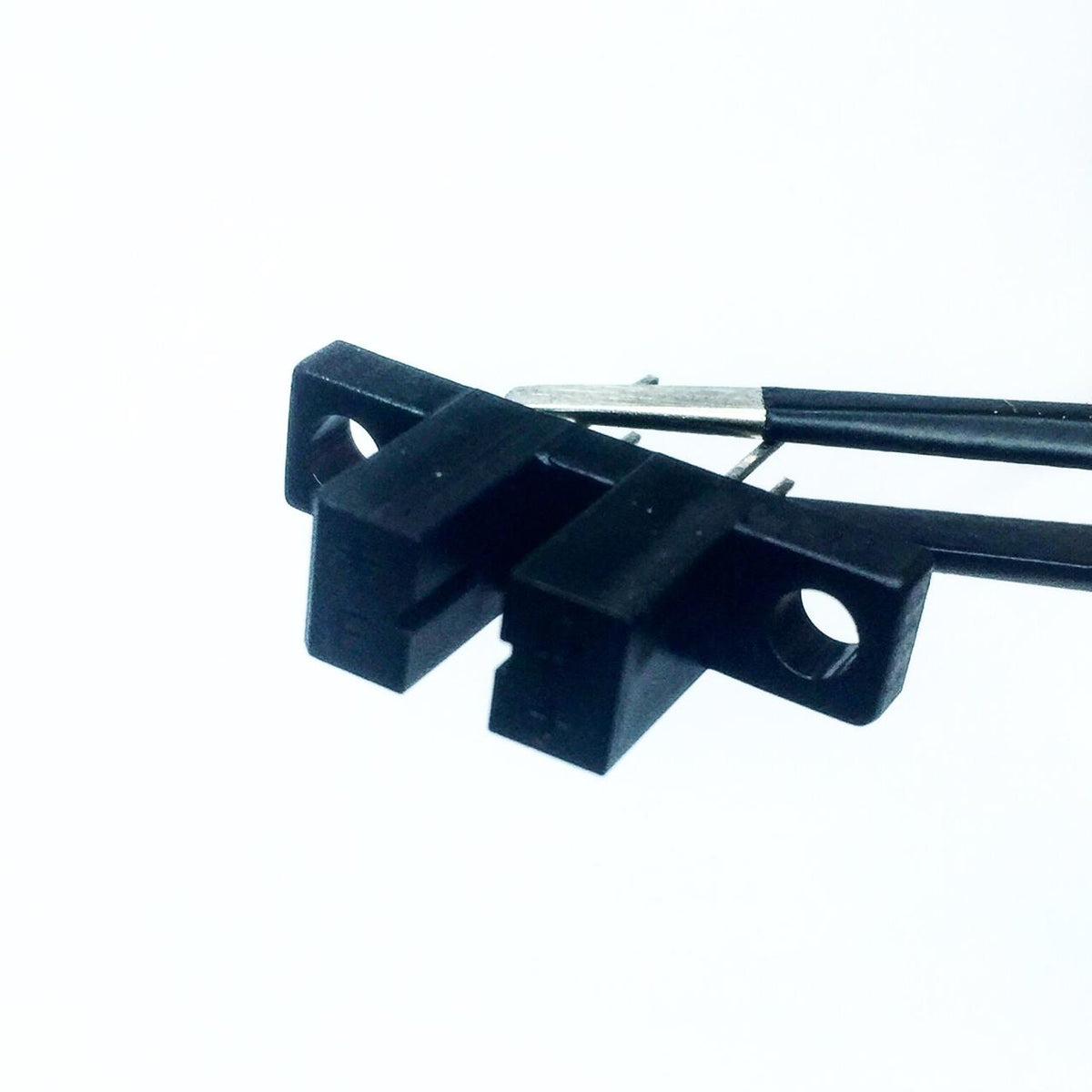 Chave Óptica PHCT203 4 Terminais Com Aba - COMP-SENSOR-PHCT203 - Comecx Labs